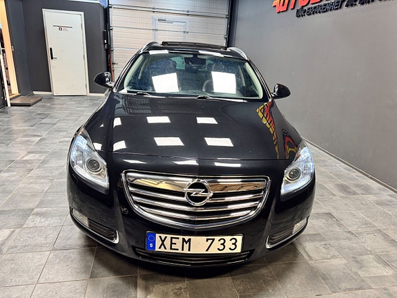 Opel Insignia 3 of 5