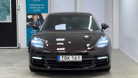 Porsche Panamera 4 3 of 23