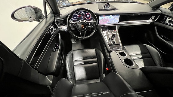 Porsche Panamera 4 20 of 23