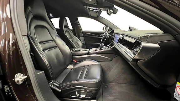 Porsche Panamera 4 15 of 20
