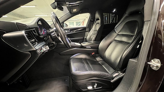 Porsche Panamera 4 11 of 23