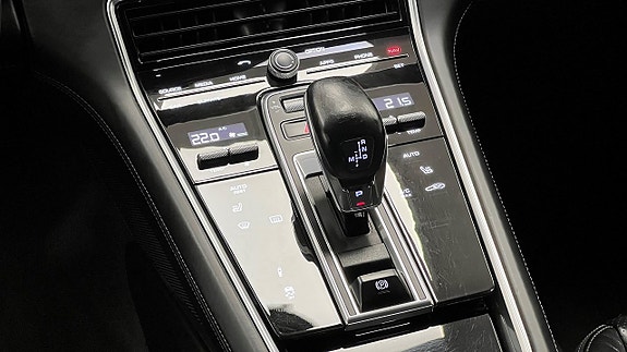 Porsche Panamera 4 21 of 23