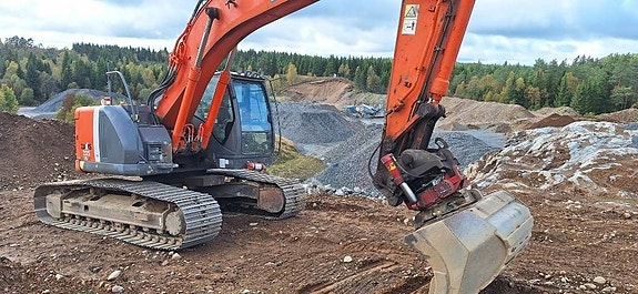 Hitachi ZX 225 US LC-3