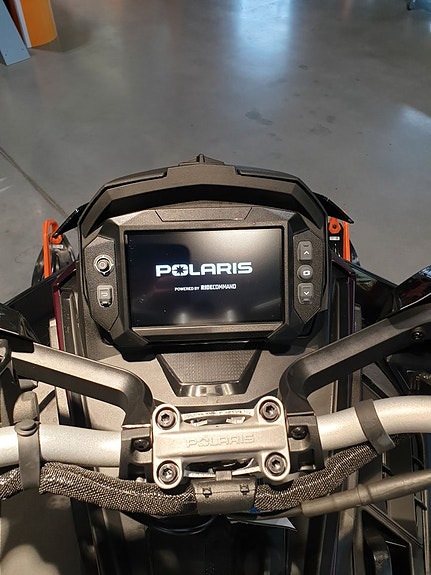 Polaris 9R Switchback Assault ABRIS Crazy Deal Leksand 8 of 9