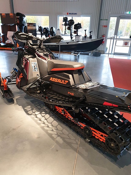 Polaris 9R Switchback Assault ABRIS Crazy Deal Leksand 6 of 9