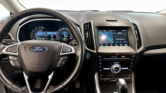 Ford Galaxy 4 of 5