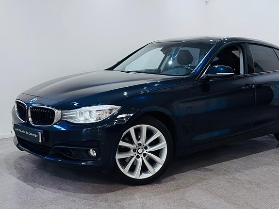 BMW 330d 2 of 5