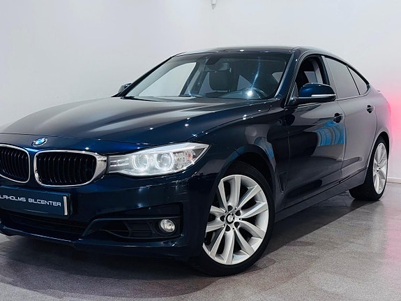 BMW 330d 3 of 5