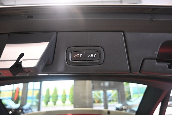 Volvo V90 Cross Country 16 of 27