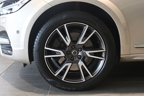 Volvo V90 Cross Country 6 of 27