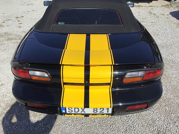 Chevrolet Camaro 3 of 5