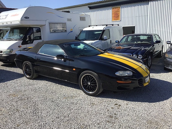 Chevrolet Camaro 8 of 23