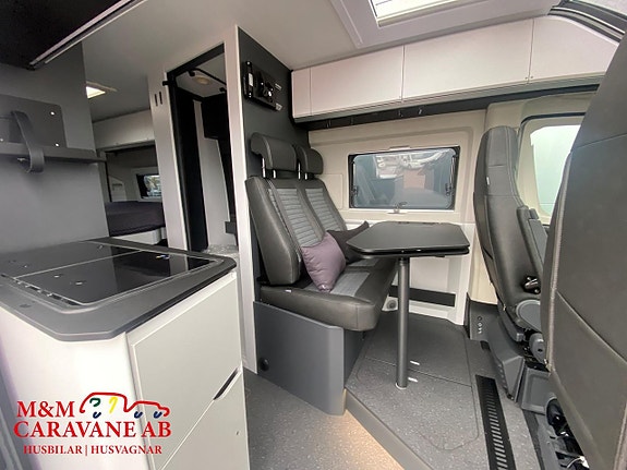 Adria TWIN SUPREME 640 SGX Dubbelbädd 2 of 7