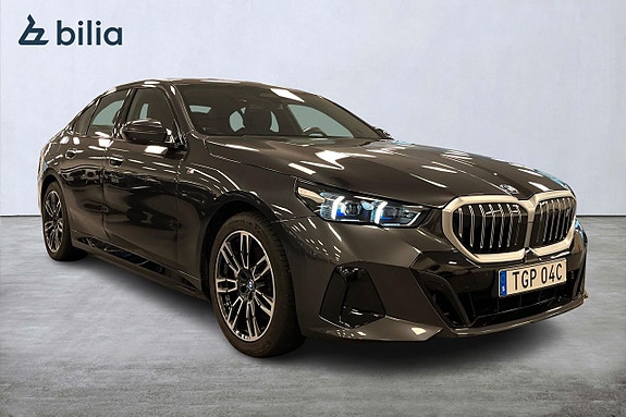 BMW i5 18 of 19