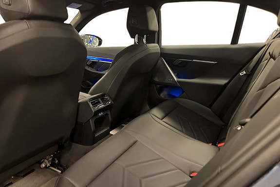 BMW i5 11 of 19