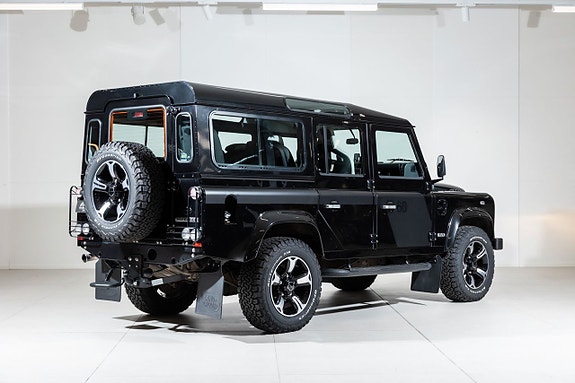 Land Rover Defender-Serie 18 of 25
