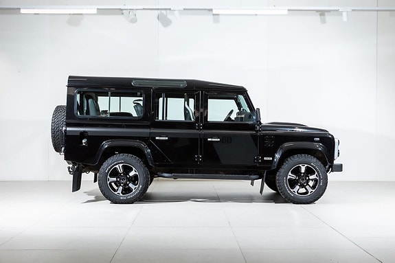 Land Rover Defender-Serie 20 of 25