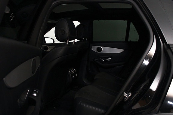 Mercedes-Benz GLC350 e 17 of 20