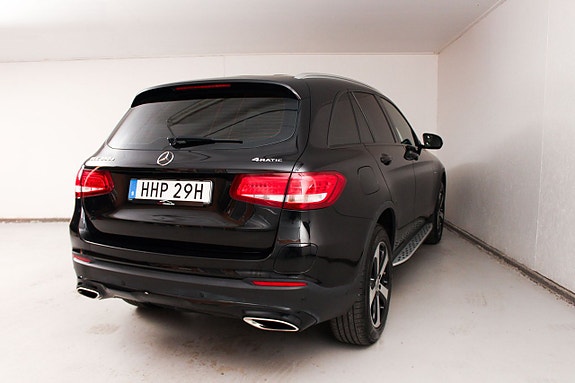 Mercedes-Benz GLC350 e 9 of 20