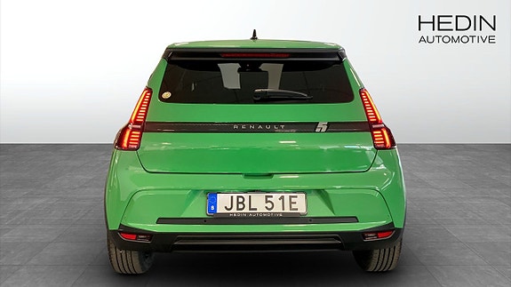 Renault 5 E-Tech 7 of 12