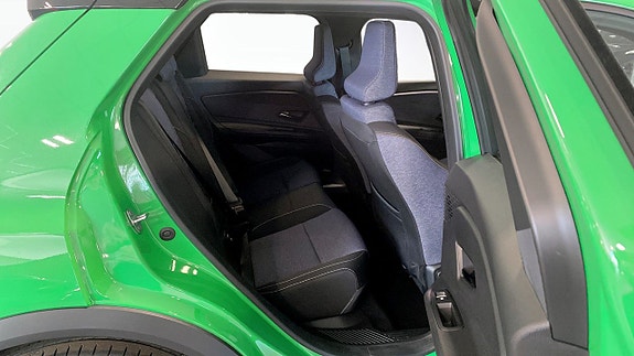 Renault 5 E-Tech 5 of 12