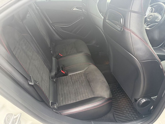 Mercedes-Benz CLA220 d 8 of 8