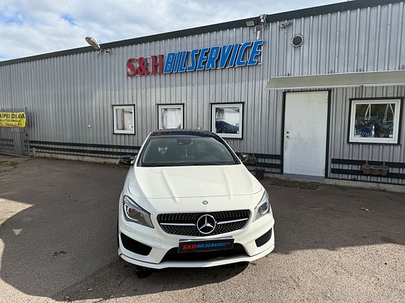 Mercedes-Benz CLA220 d 2 of 8
