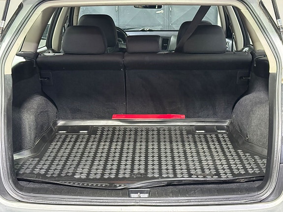Subaru Outback 7 of 14