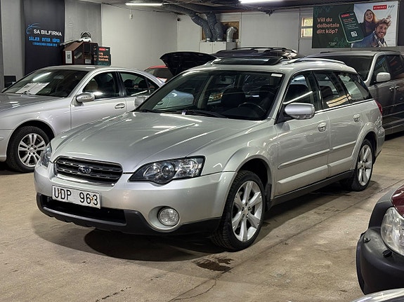 Subaru Outback 3 of 14