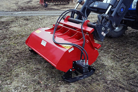 IM FRONTMONTERAD JORDFRÄS