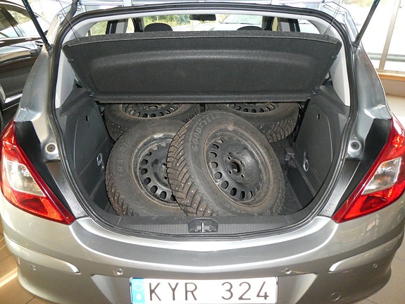 Opel Corsa 4 of 5