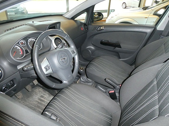 Opel Corsa 3 of 5