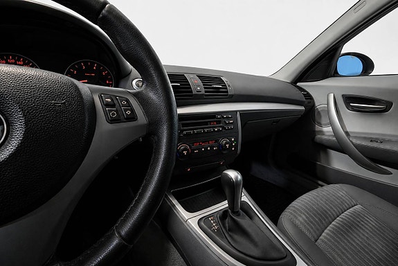 BMW 118i 18 of 19