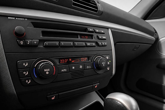 BMW 118i 17 of 19
