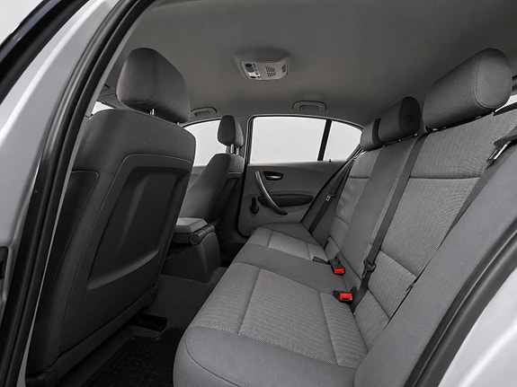 BMW 118i 19 of 19