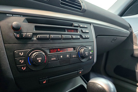 BMW 118i 16 of 19