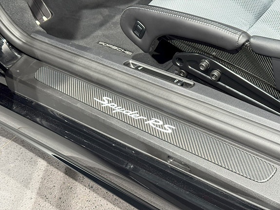 Porsche 718 Spyder RS 29 of 29