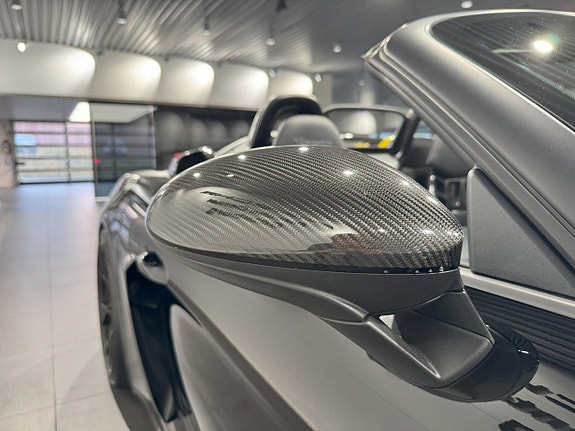 Porsche 718 Spyder RS 22 of 29