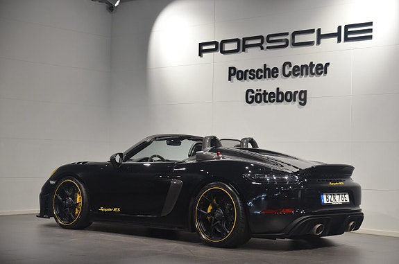 Porsche 718 Spyder RS 5 of 18