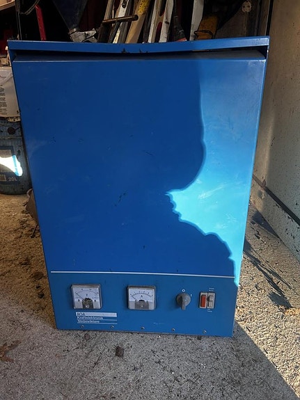 Product image 1 of 2