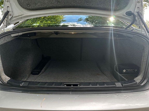 BMW 325i 15 of 16
