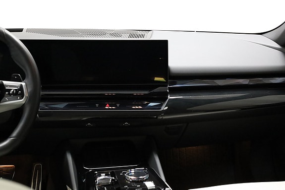 BMW 550e 16 of 29