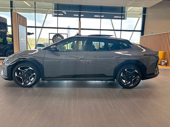 Kia EV4 3 of 20