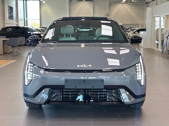 Kia EV4 2 of 20