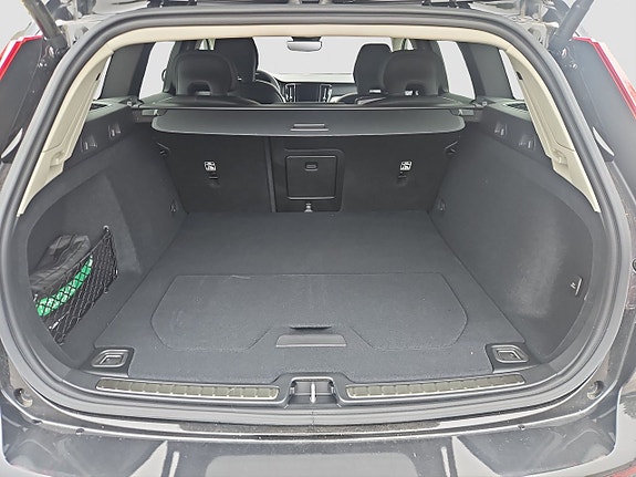 Volvo V60 17 of 20