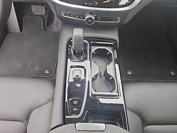 Volvo V60 13 of 20