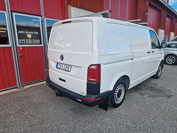 Volkswagen Transporter 6 of 14
