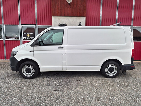 Volkswagen Transporter 2 of 13