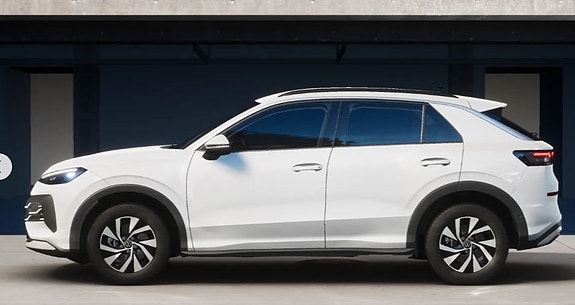 Volkswagen T-Roc 2 of 6