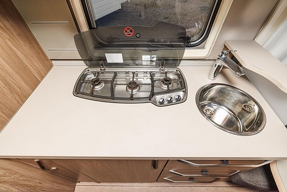 Knaus sudwind Scandinavian selection Knaus sudwind Scandinavian selection 9 of 16
